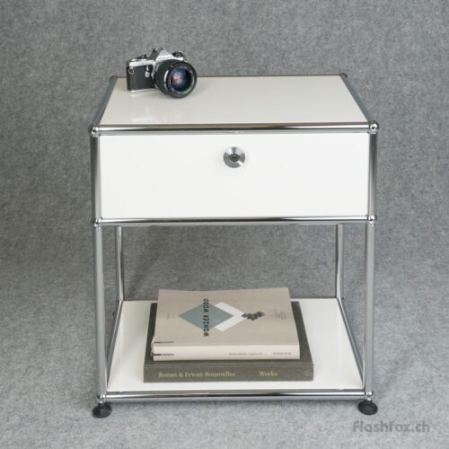 USM Haller Nachttisch