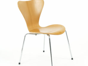 Stuhl Occasionen von Vitra, Wilkhahn und Arne Jacobsen